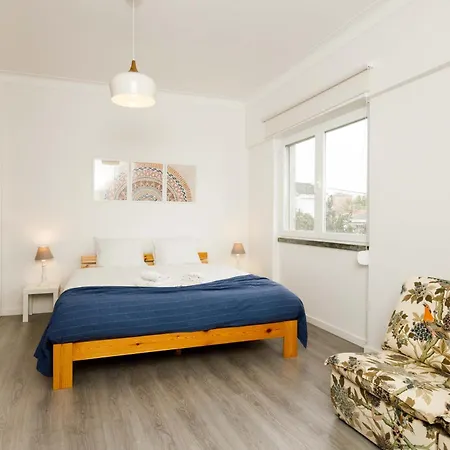 Boas House Caparica 2 *